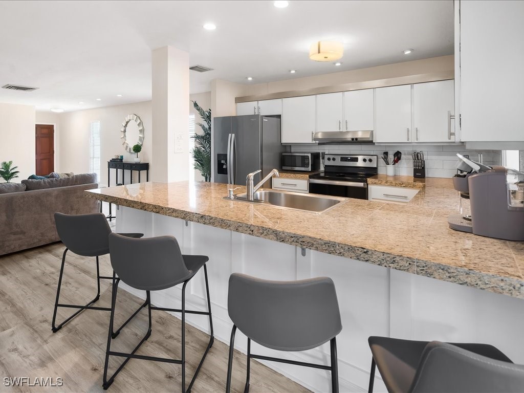 698 99th Avenue N Naples FL 34108 225047545 image10