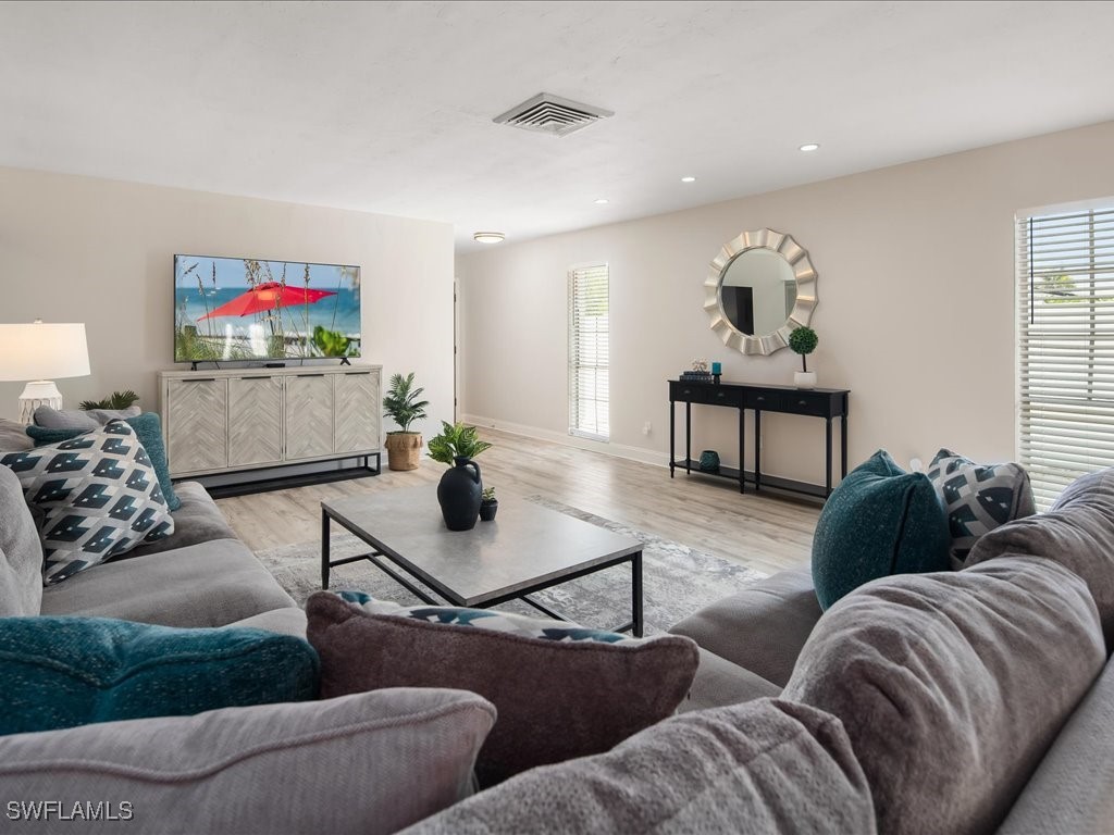 698 99th Avenue N Naples FL 34108 225047545 image5