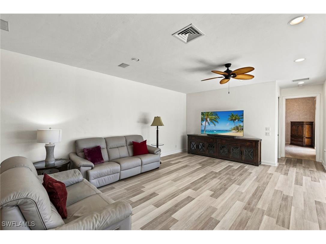 7 Blue Hill Court Marco Island FL 34145 225047676 image16