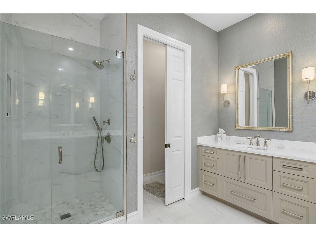 700 Bentwater Circle #203 Naples FL 34108 225031737 image14