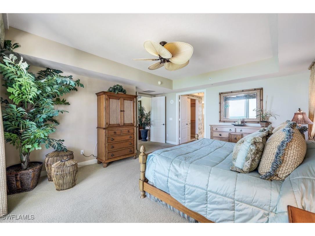 700 La Peninsula Boulevard #401 Naples FL 34113 225000005 image20