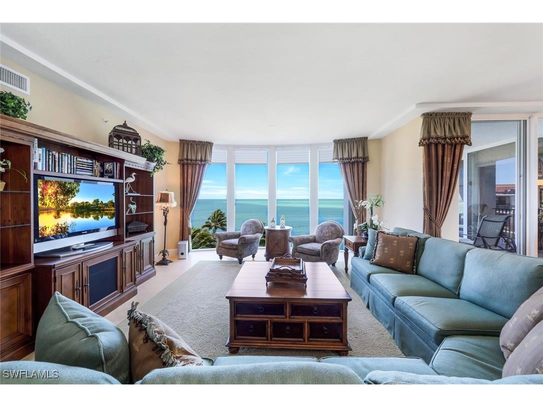 700 La Peninsula Boulevard #401 Naples FL 34113 225000005 image6