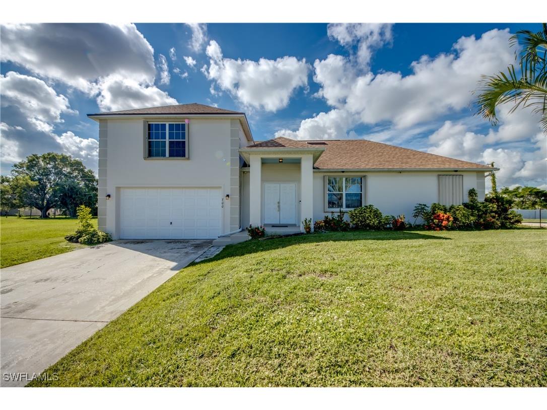 700 SW 18th Terrace Cape Coral FL 33991 225027983 image2