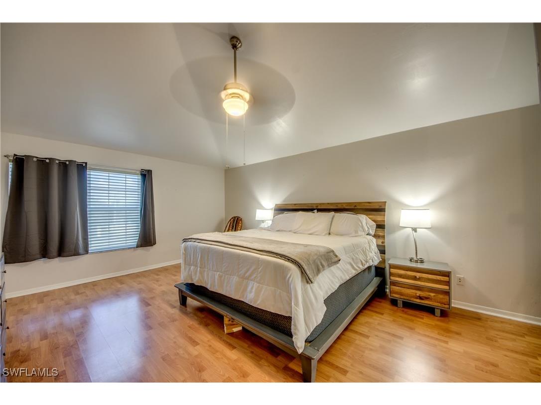 700 SW 18th Terrace Cape Coral FL 33991 225027983 image21