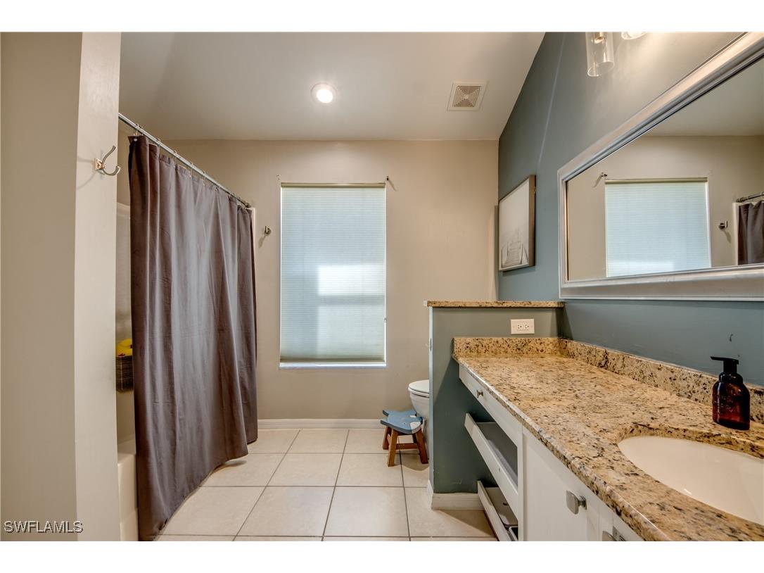 700 SW 18th Terrace Cape Coral FL 33991 225027983 image23