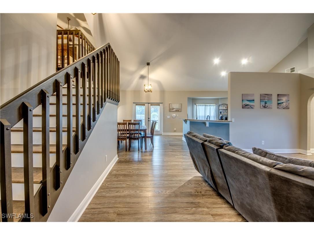 700 SW 18th Terrace Cape Coral FL 33991 225027983 image3