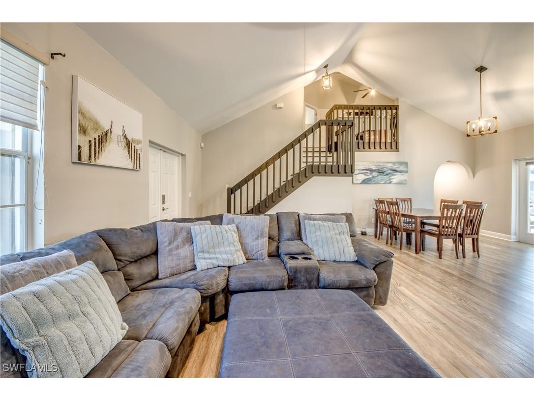 700 SW 18th Terrace Cape Coral FL 33991 225027983 image6