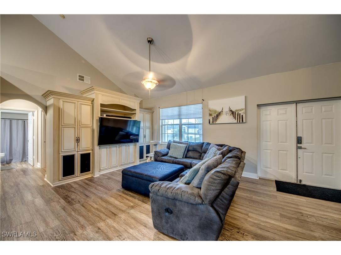 700 SW 18th Terrace Cape Coral FL 33991 225027983 image7