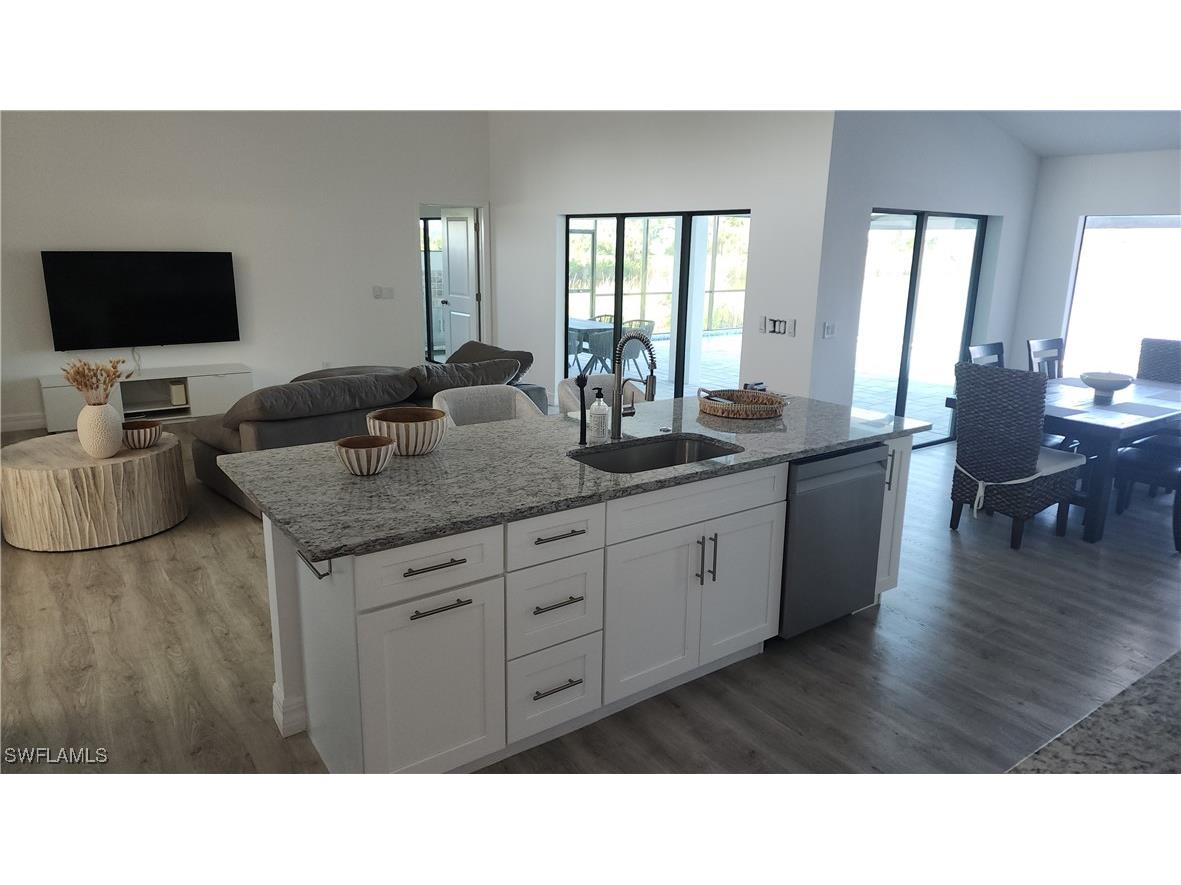 702 NW 30th Place Cape Coral FL 33993 225052345 image8