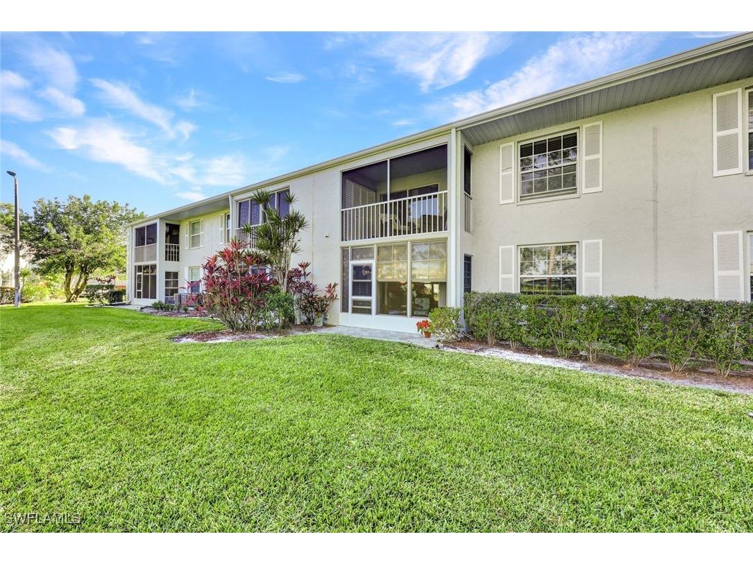 7062 Nantucket Circle #2 North Fort Myers FL 33917 225024686 image1
