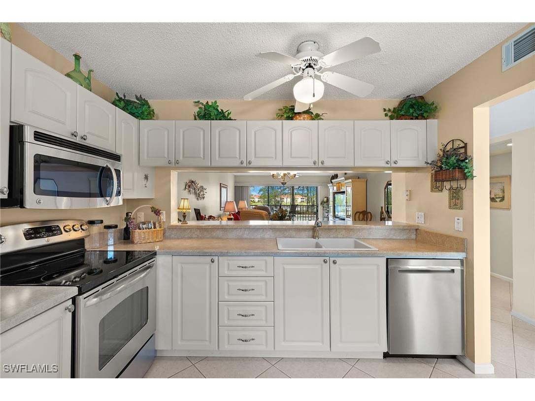 7065 Dennis Circle #F203 Naples FL 34104 225032896 image10