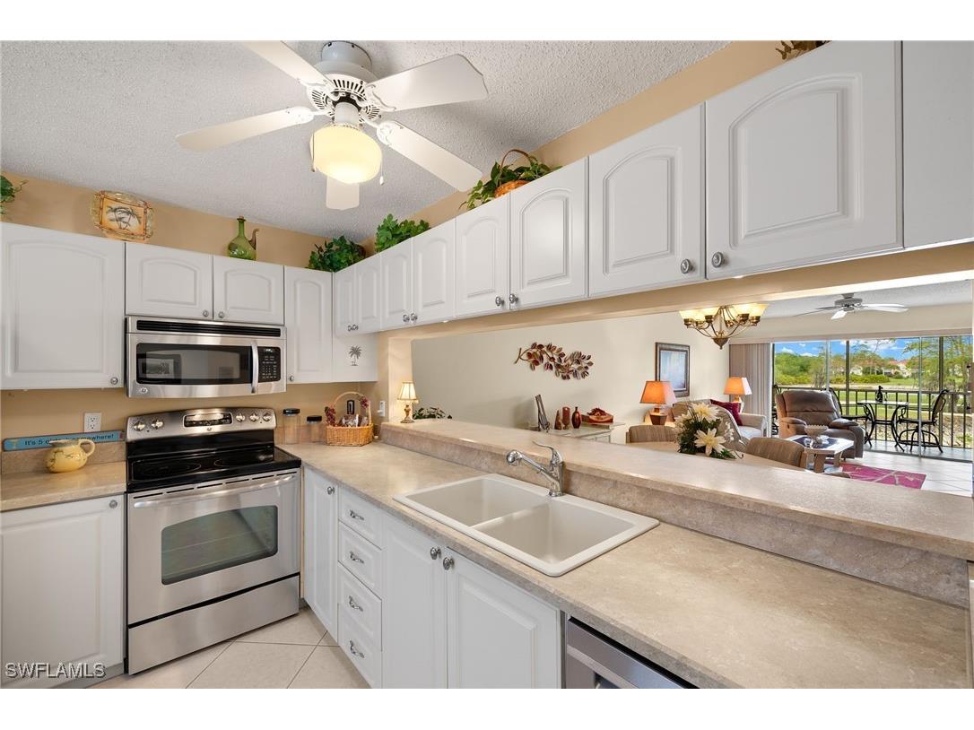 7065 Dennis Circle #F203 Naples FL 34104 225032896 image12