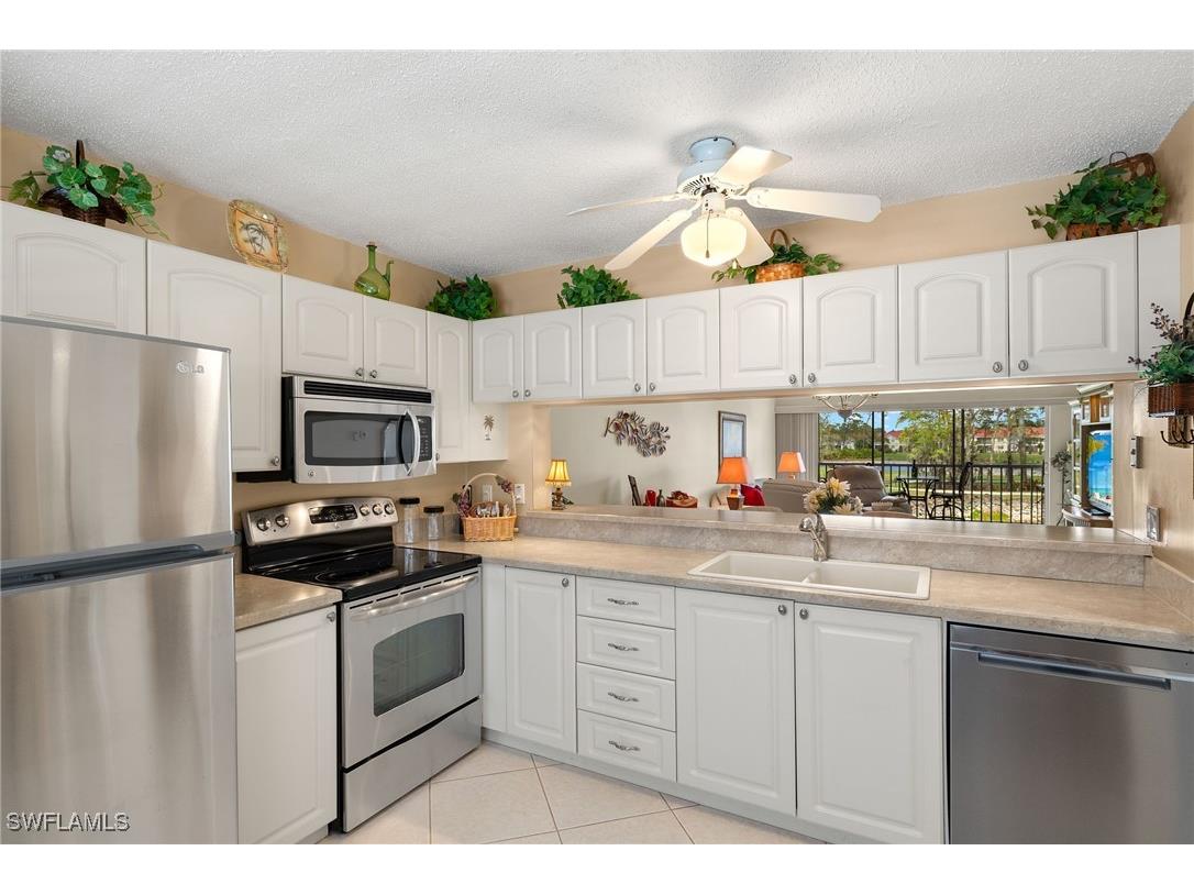 7065 Dennis Circle #F203 Naples FL 34104 225032896 image13