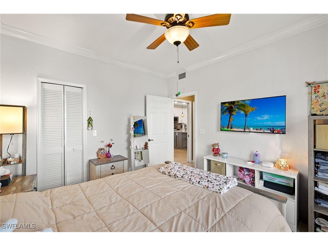 7087 Barrington Circle #102 Naples FL 34108 225039326 image21