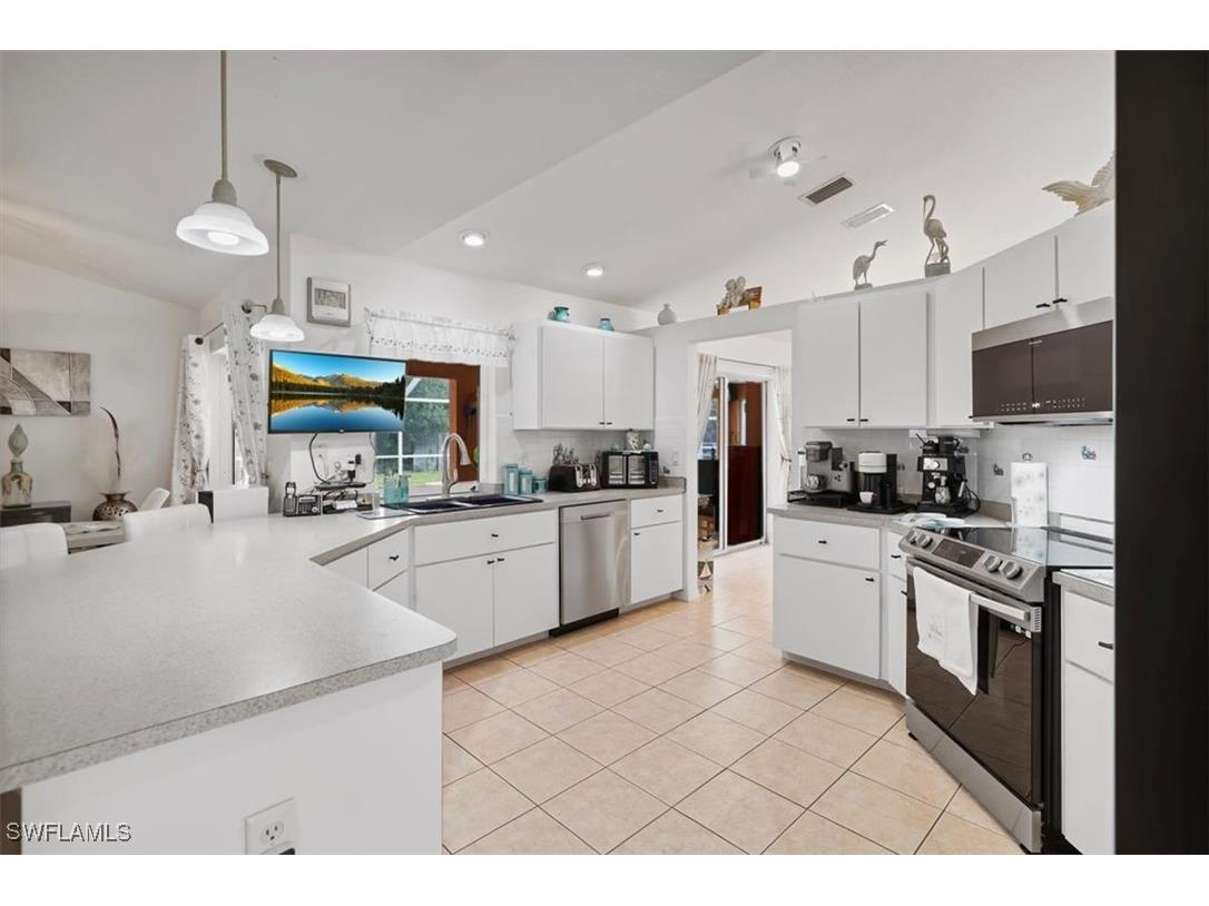 709 Milwaukee Boulevard Lehigh Acres FL 33974 225036929 image11