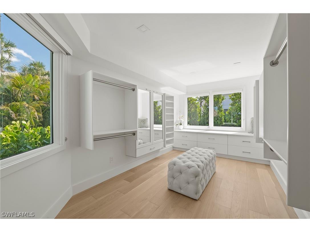 71 18th Avenue S Naples FL 34102 224039753 image25