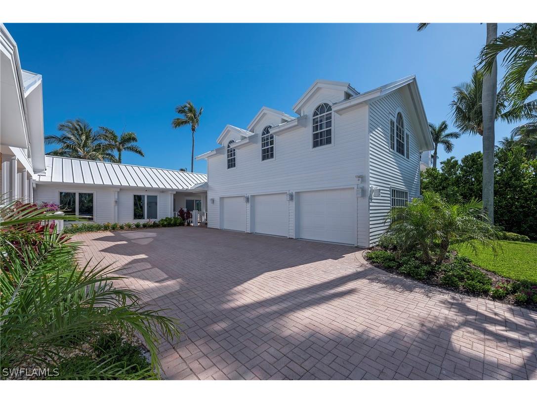 71 18th Avenue S Naples FL 34102 224039753 image8