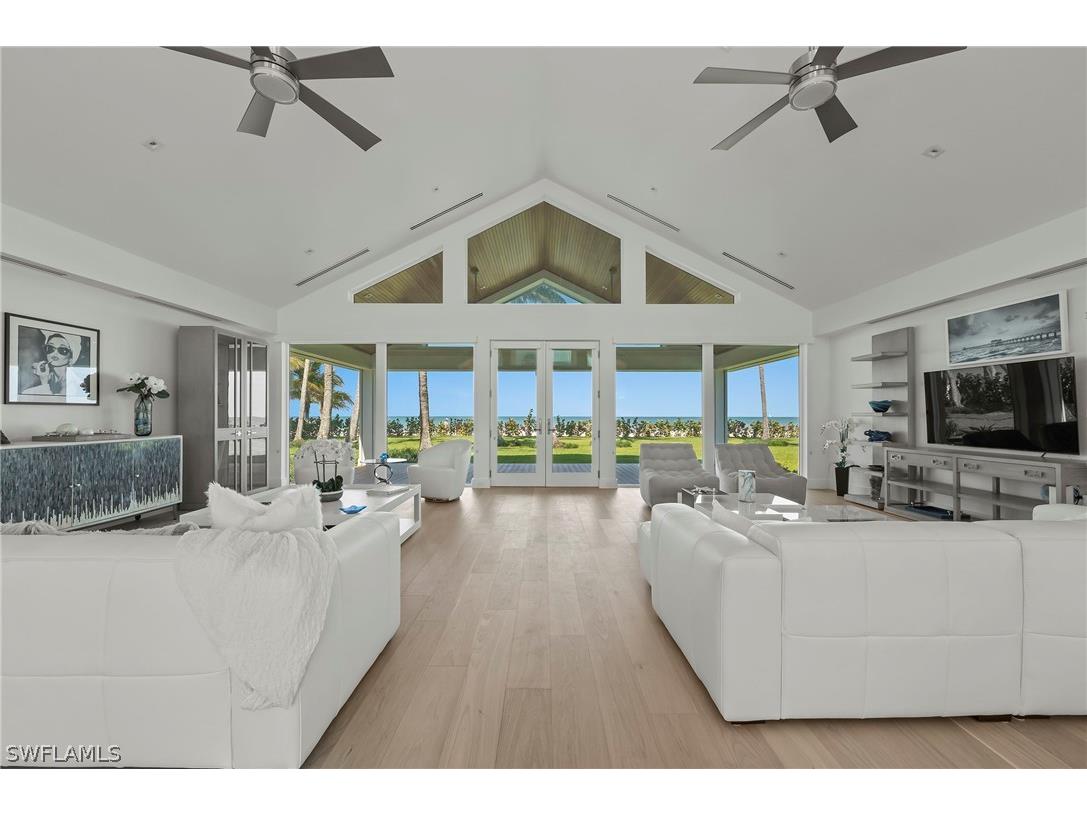 71 18th Avenue S Naples FL 34102 224039753 image9