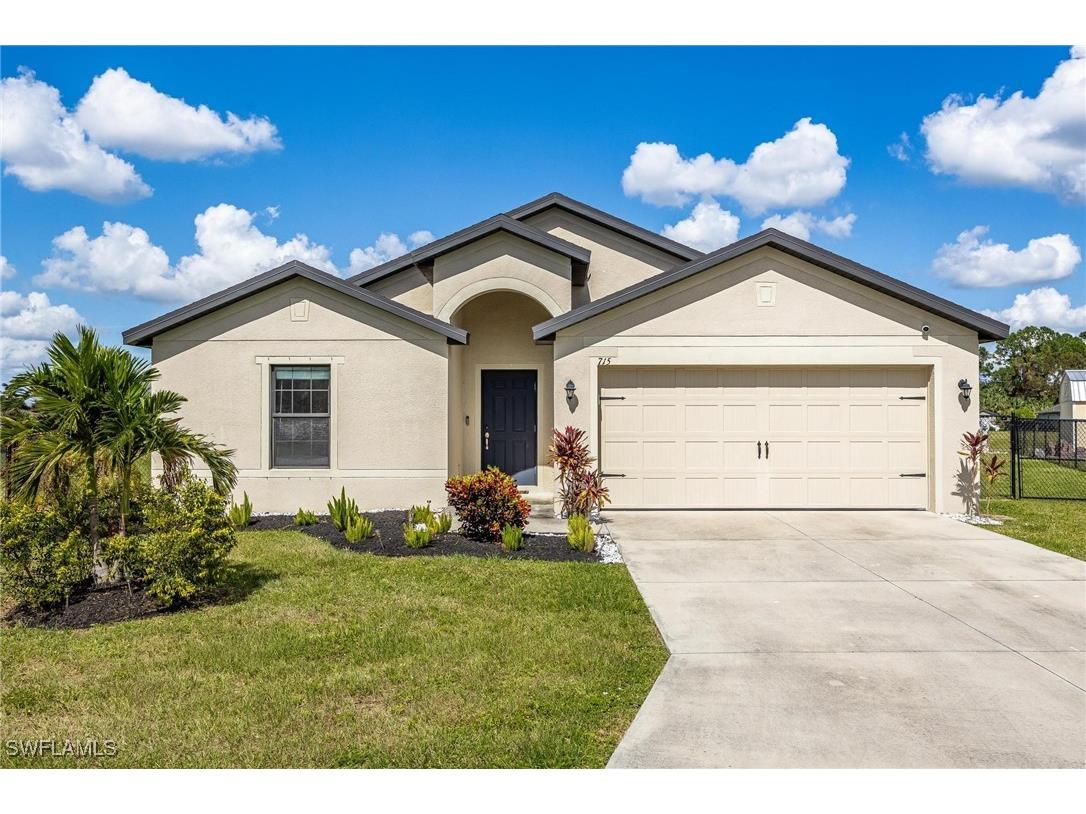 715 Morningview Court Lehigh Acres FL 33974 224085788 image1