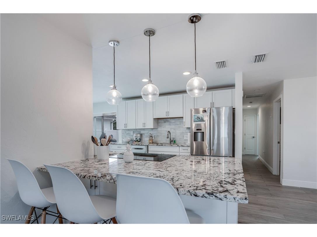 718 103rd Avenue N Naples FL 34108 225017802 image11