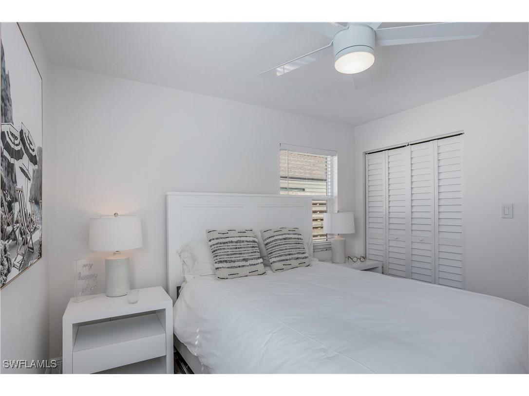 718 103rd Avenue N Naples FL 34108 225017802 image17