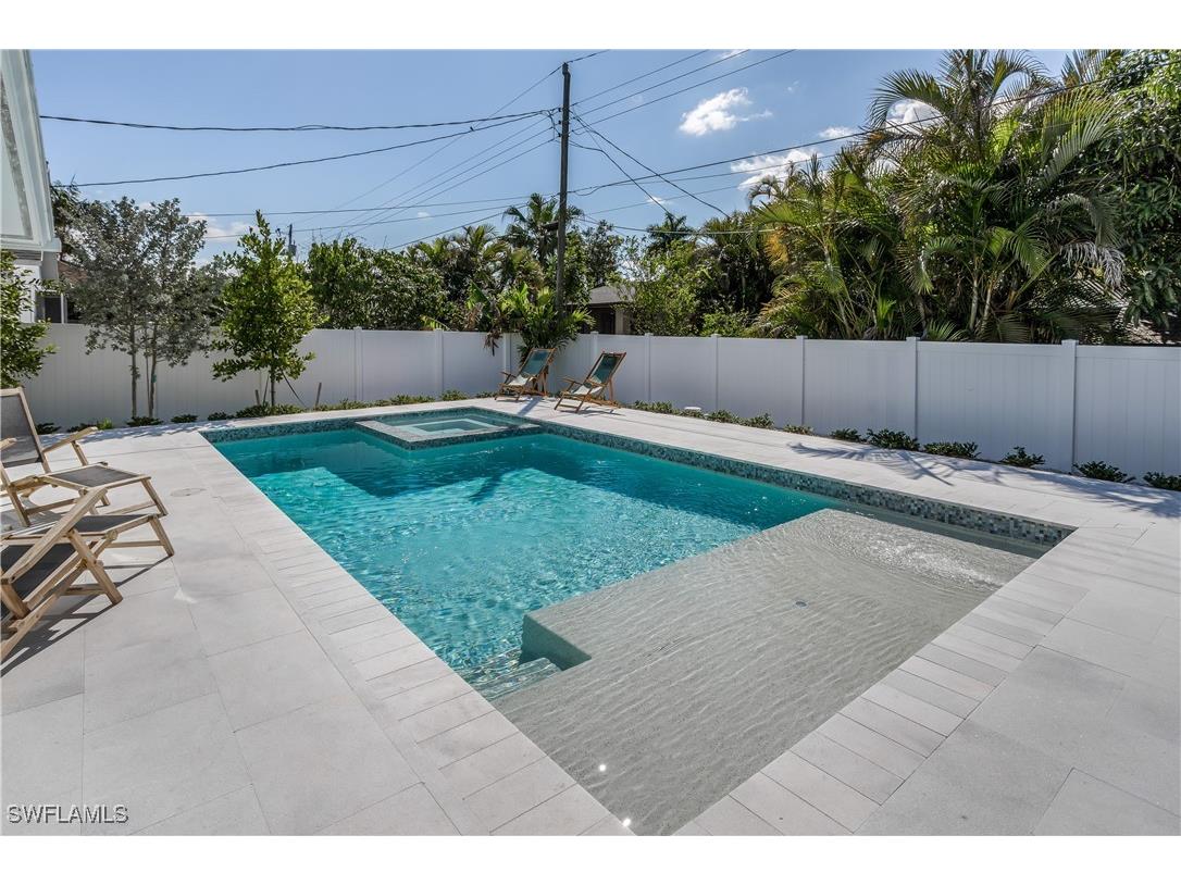 718 103rd Avenue N Naples FL 34108 225017802 image24