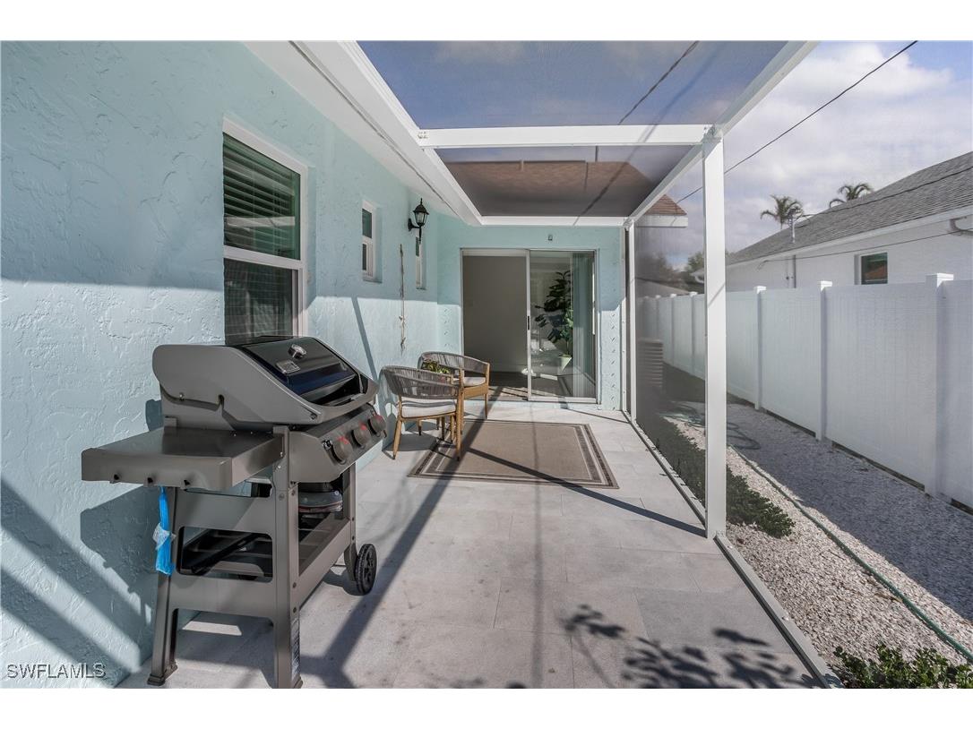 718 103rd Avenue N Naples FL 34108 225017802 image27