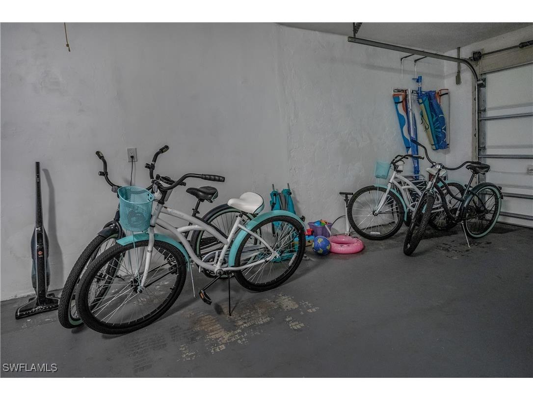 718 103rd Avenue N Naples FL 34108 225017802 image32