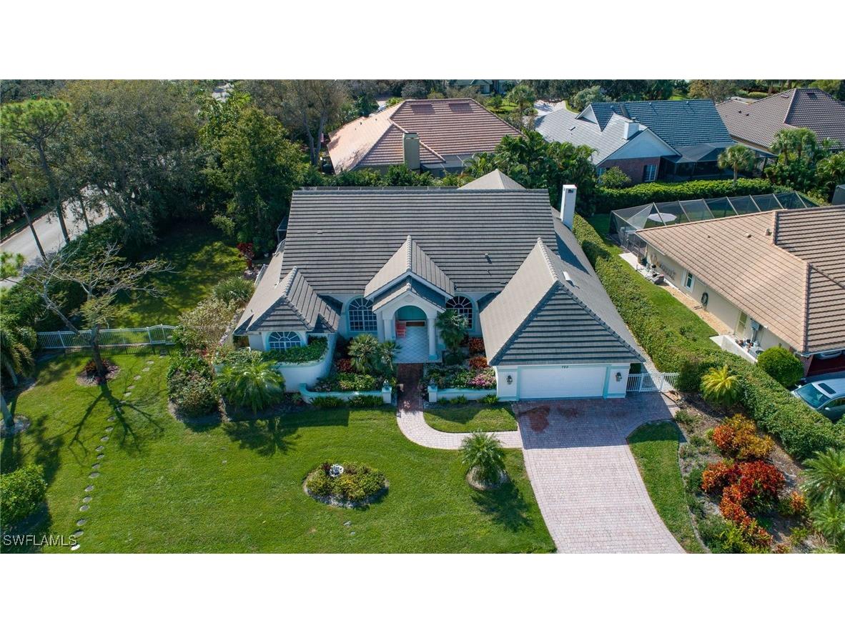 720 Turkey Oak Lane Naples FL 34108 225039042 image2