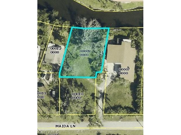 7204 + 7202 Maida Lane Fort Myers FL 33908 224033826 image1