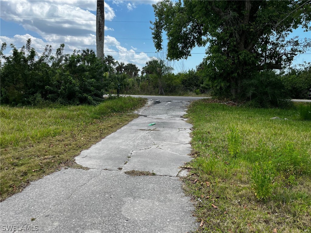 7204 + 7202 Maida Lane Fort Myers FL 33908 224033826 image10