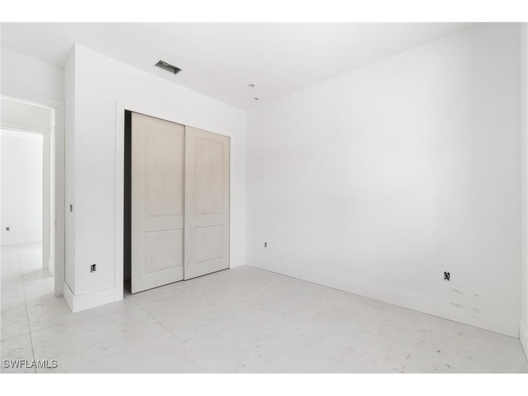 721 Golden Gate Boulevard W Naples FL 34120 225050118 image35