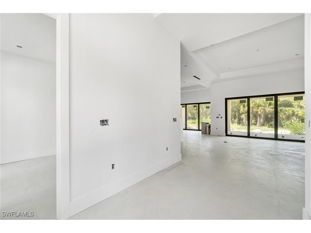 721 Golden Gate Boulevard W Naples FL 34120 225050118 image8