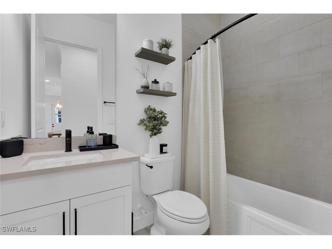 7242 Saona Court Naples FL 34113 225030920 image13