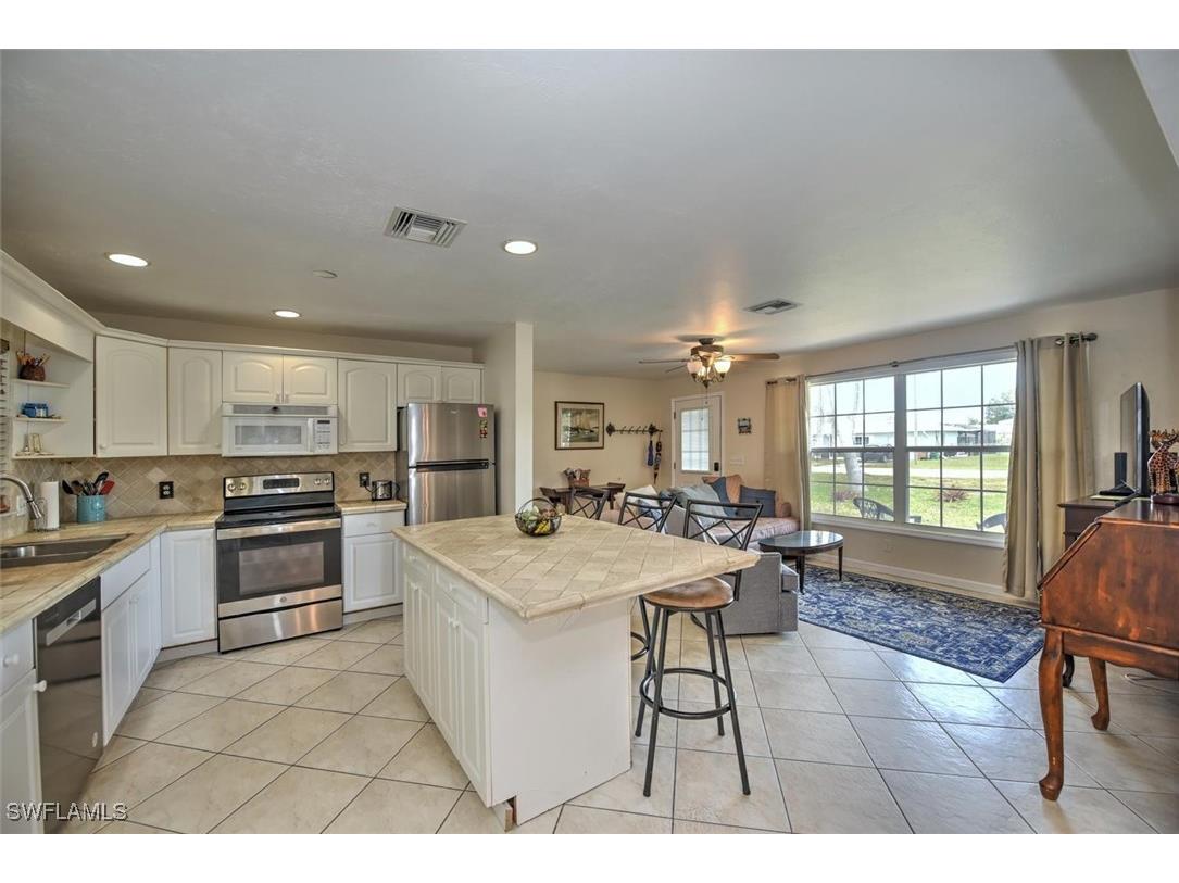 725 Sesame Court Cape Coral FL 33904 225042830 image5