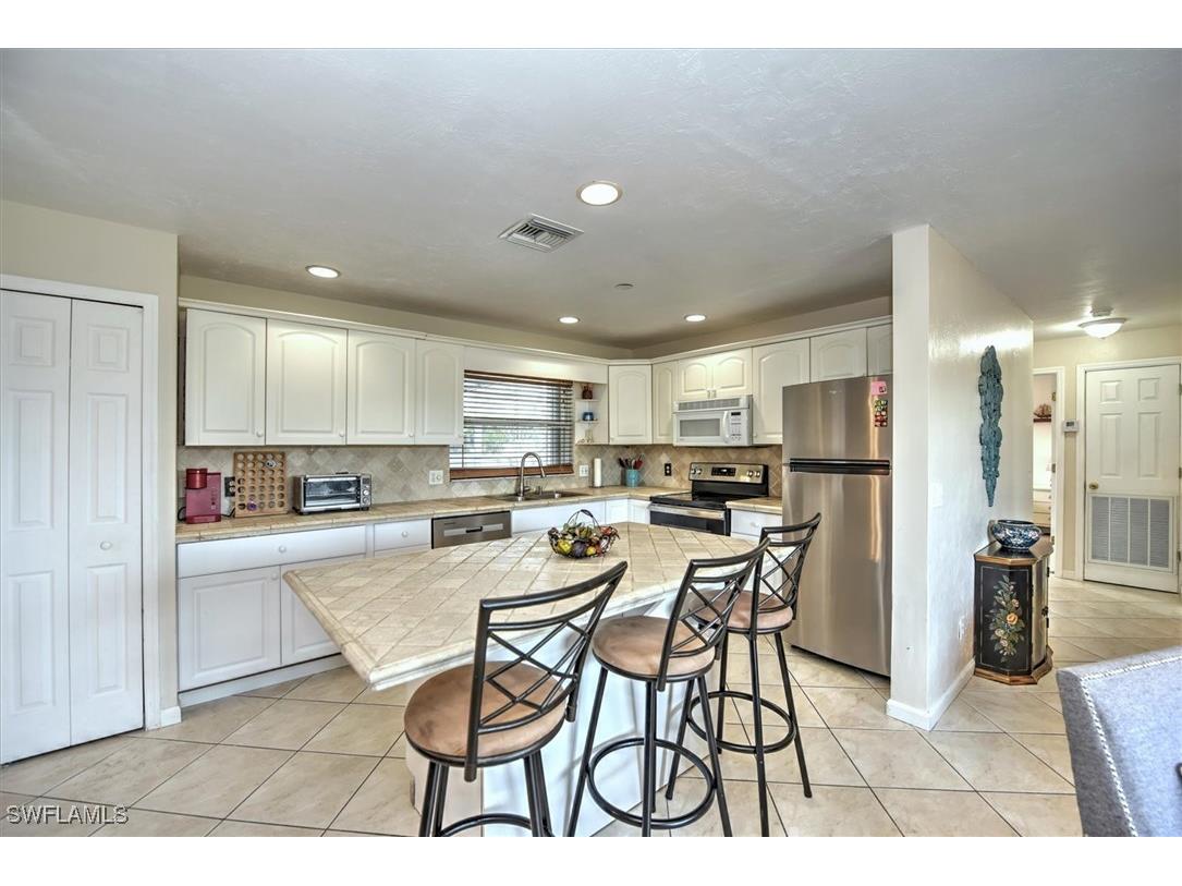 725 Sesame Court Cape Coral FL 33904 225042830 image7