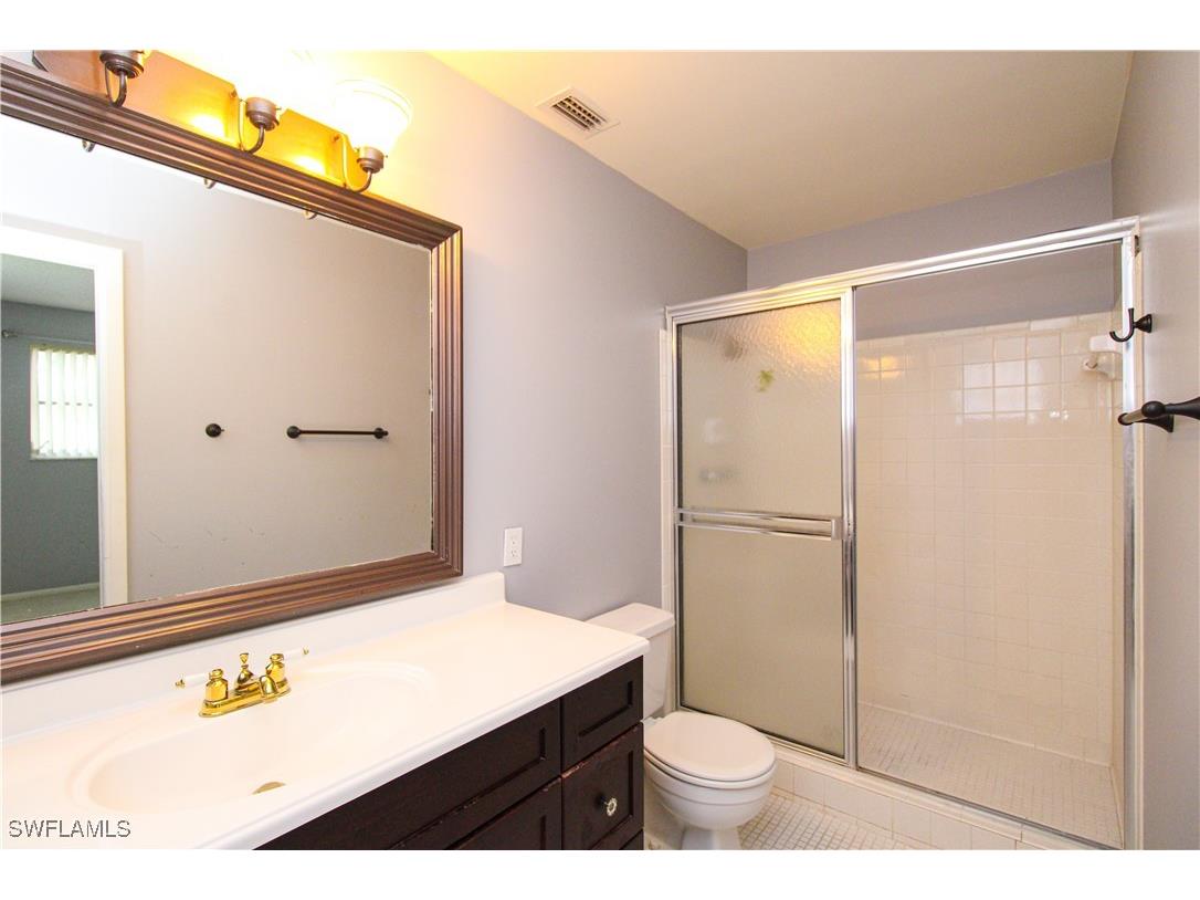 729 Palm View Drive #D4 Naples FL 34110 225053491 image18