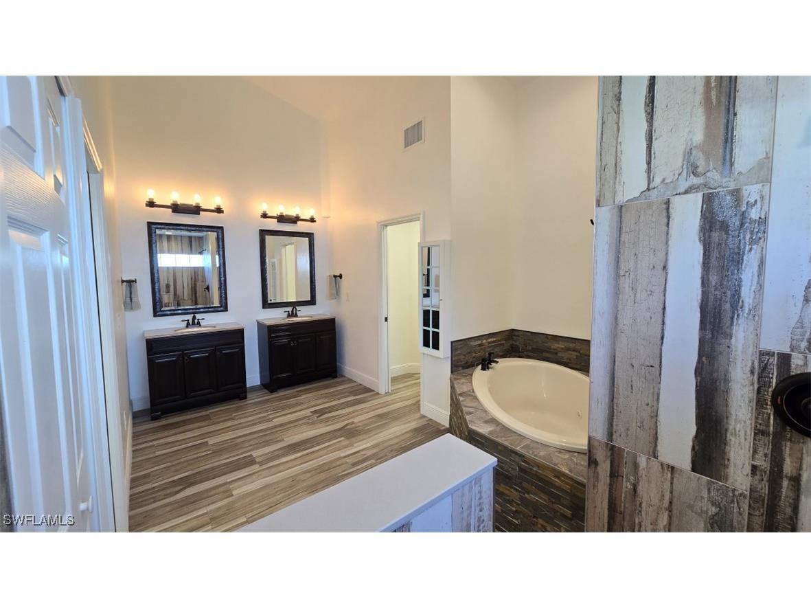 7311 Sean Lane North Fort Myers FL 33917 225043911 image14