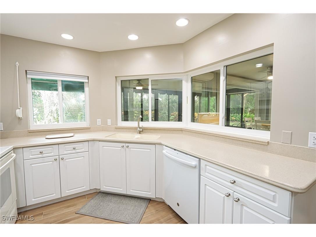 736 Reef Point Circle #125-0 Naples FL 34108 225045192 image13