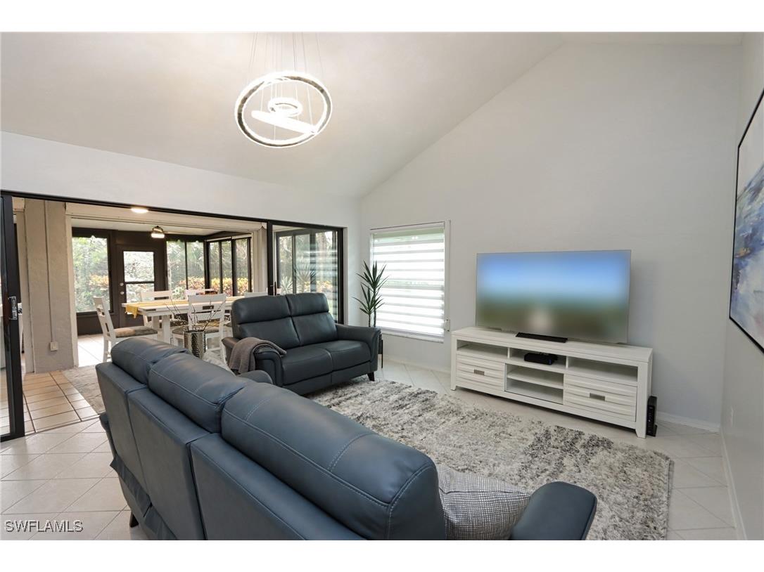 736 Reef Point Circle #125-0 Naples FL 34108 225045192 image8