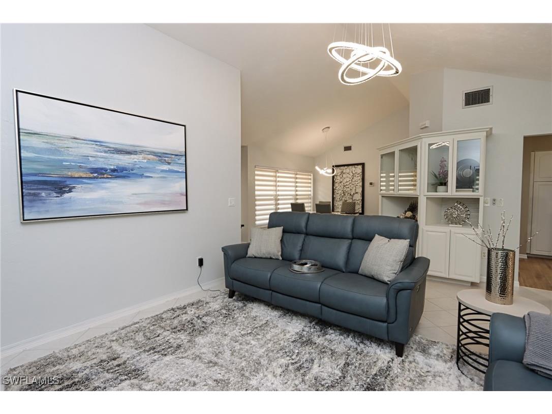 736 Reef Point Circle #125-0 Naples FL 34108 225045192 image9