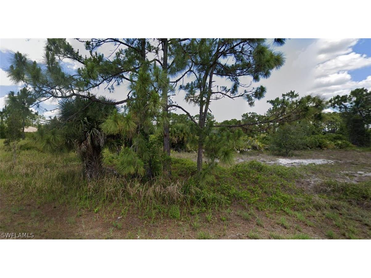 737 Avondale Street E Lehigh Acres FL 33974 224061040 image1