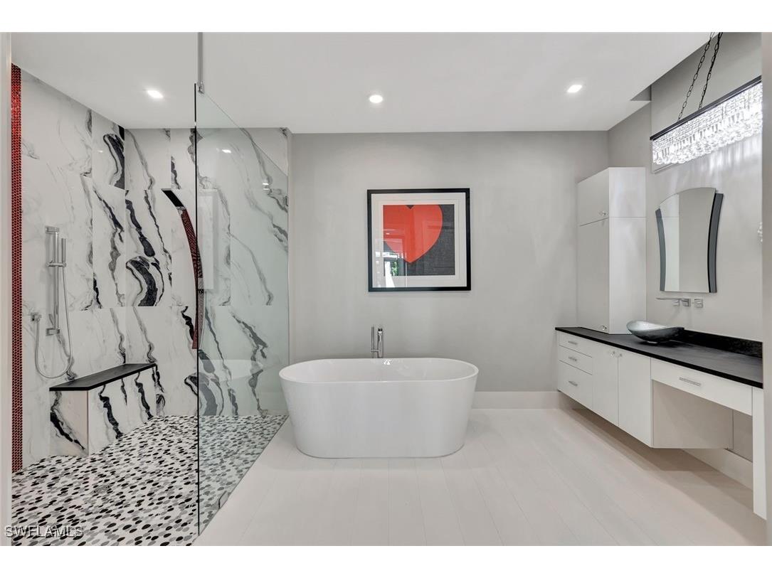 739 5th Avenue N Naples FL 34102 224095638 image20