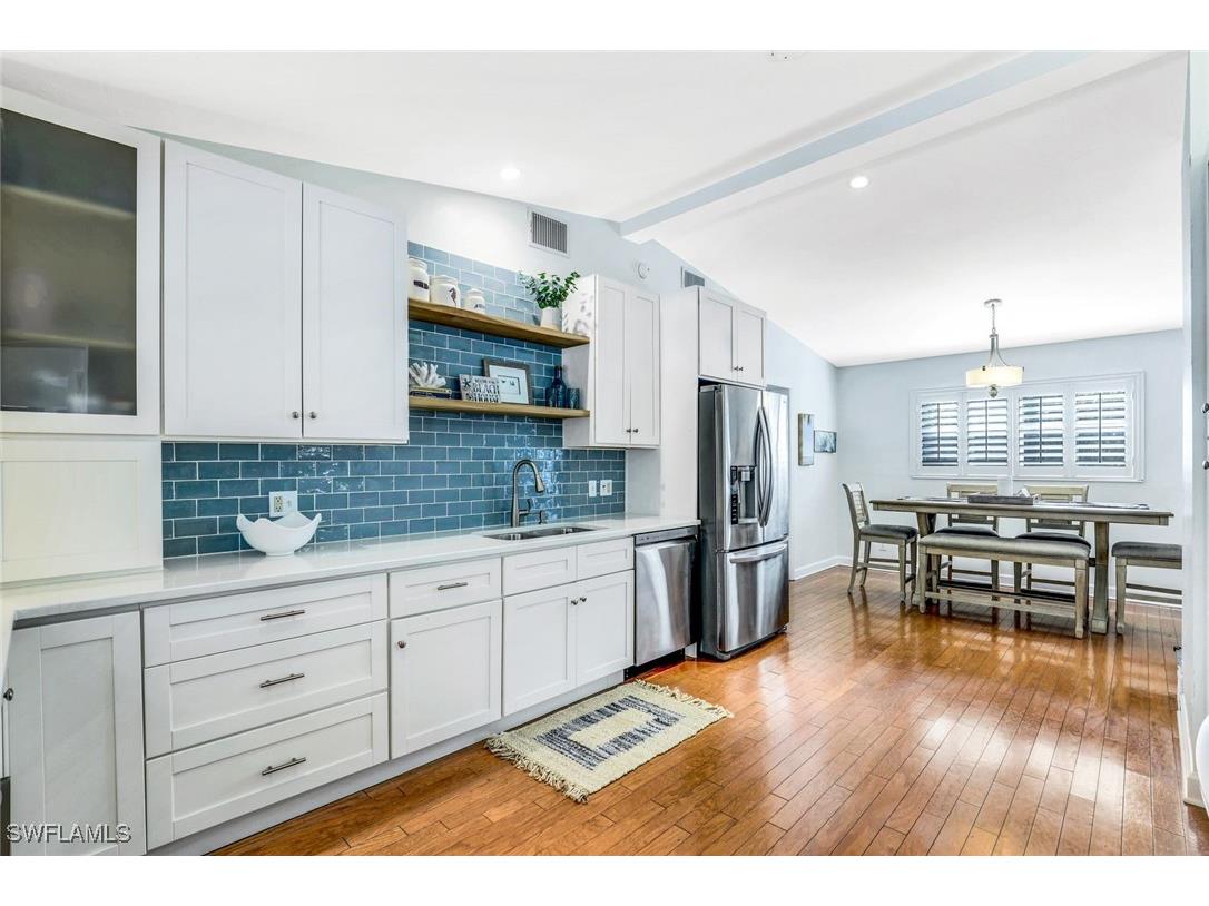 739 7th Avenue N Naples FL 34102 225054387 image11
