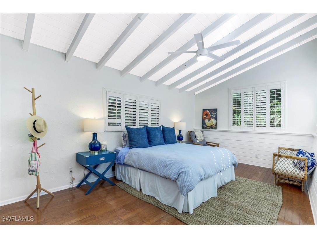 739 7th Avenue N Naples FL 34102 225054387 image20