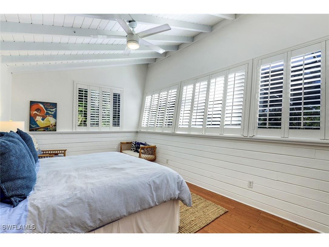 739 7th Avenue N Naples FL 34102 225054387 image21