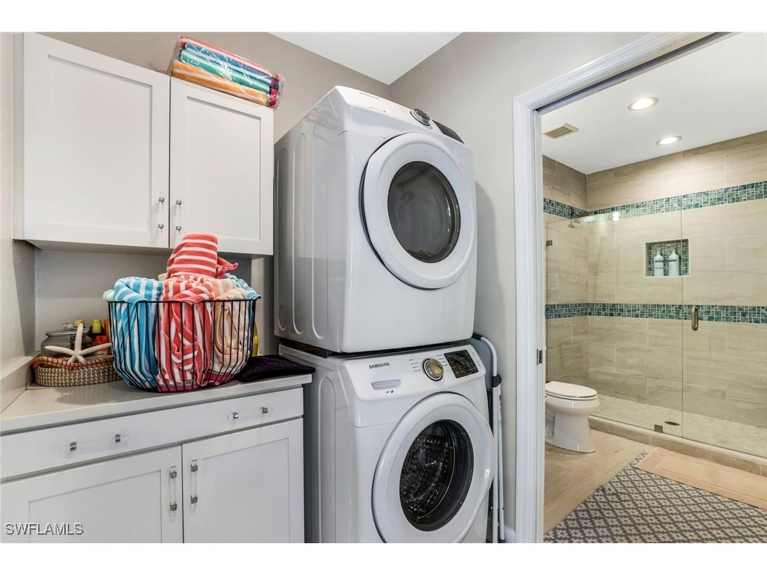 739 7th Avenue N Naples FL 34102 225054387 image27