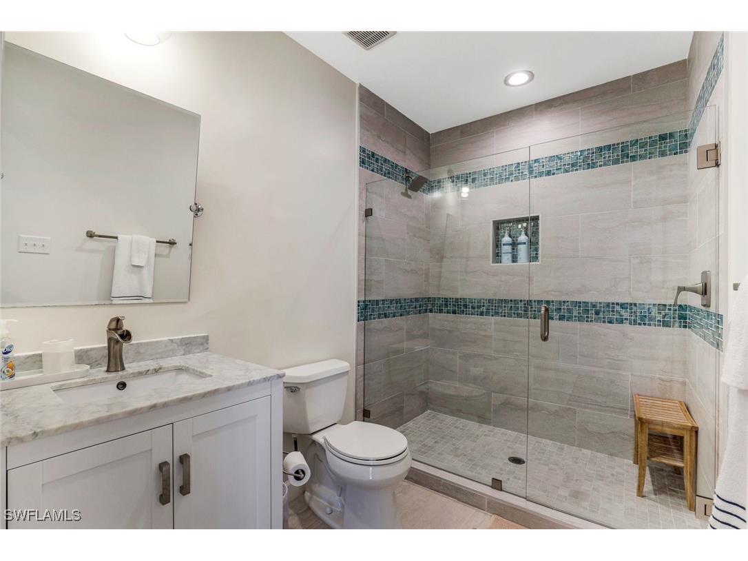 739 7th Avenue N Naples FL 34102 225054387 image28