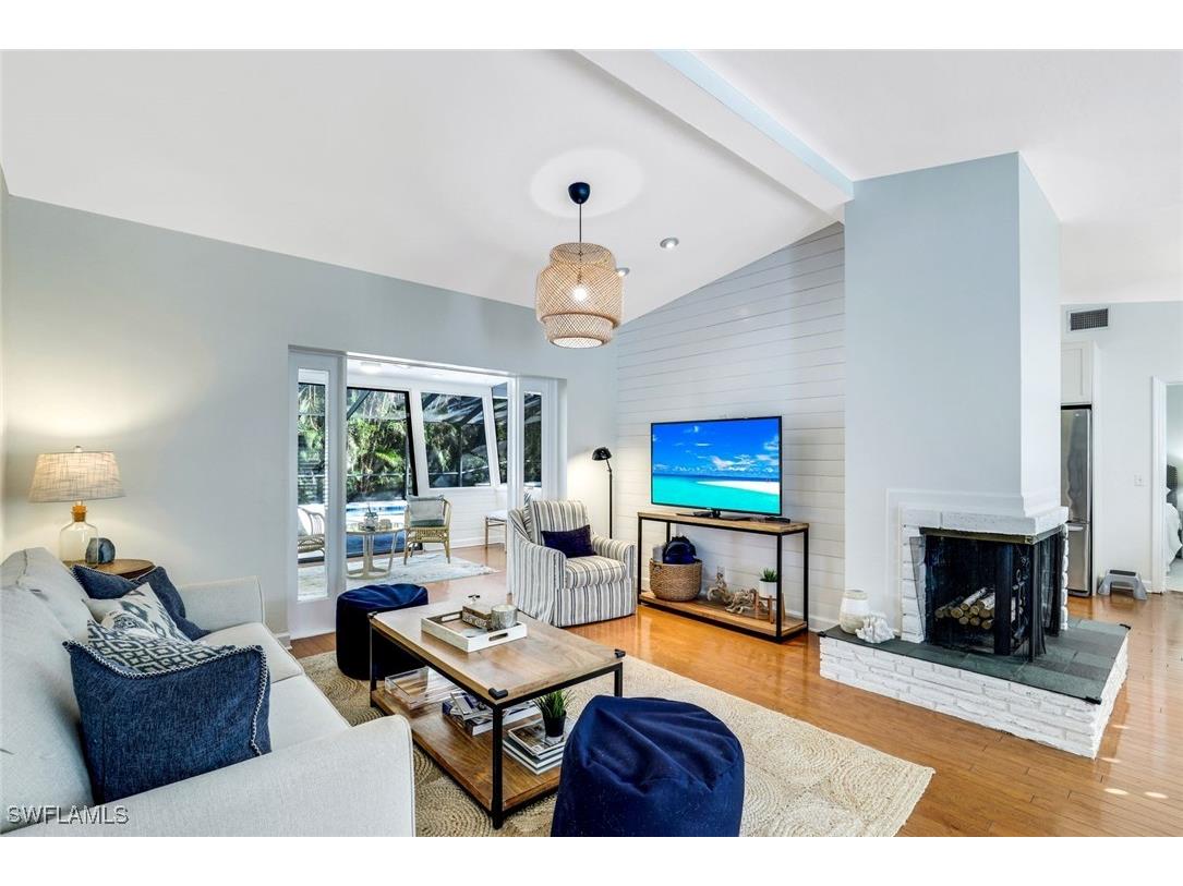 739 7th Avenue N Naples FL 34102 225054387 image7