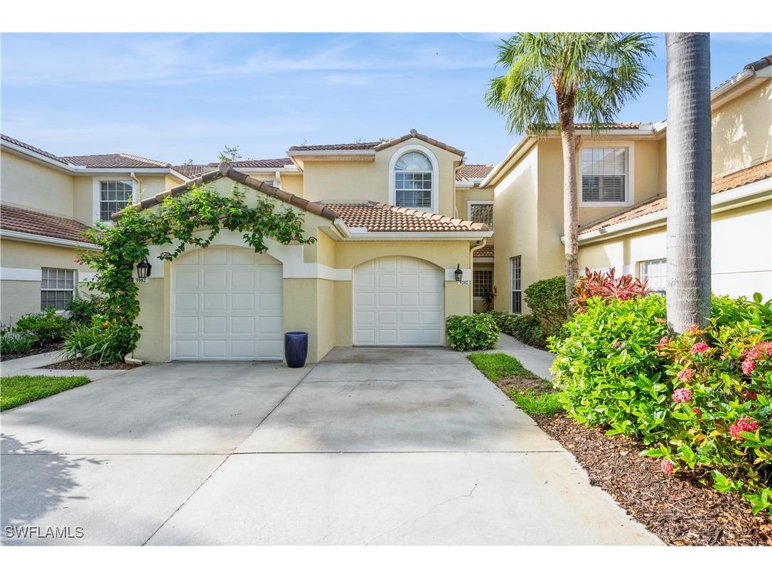 74 Silver Oaks Circle #9-202 Naples FL 34119 225053865 image1